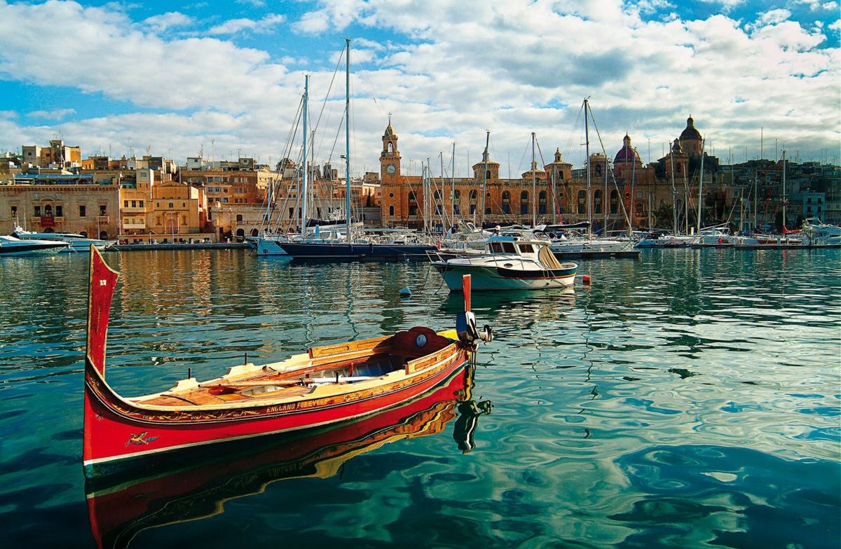 Мальта-лодка.jpg