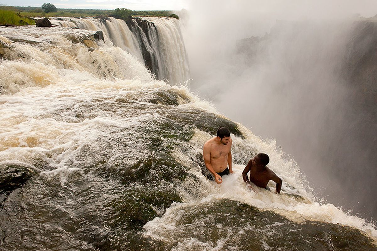 Купель-дьявола-Devils-Pool-Victoria-Falls-Zambia.jpg