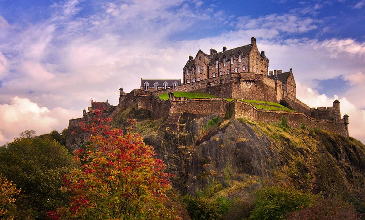 Эдинбургский-замок.jpg