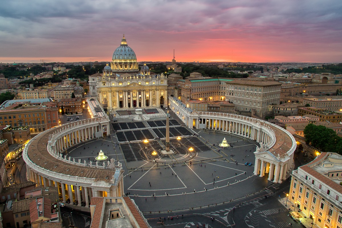 Площадь-Святого-Петра-Ватикан.jpg