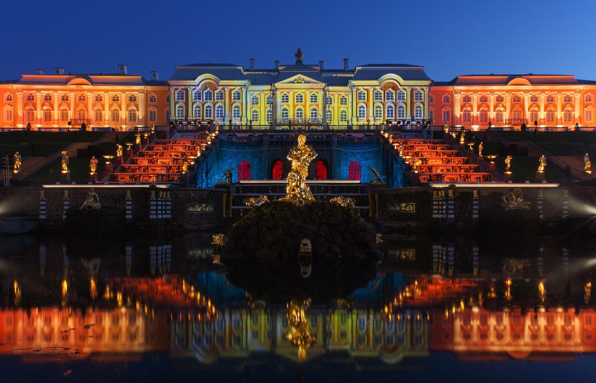 Петергоф-праздник-фонтанов-Peterhof.jpg