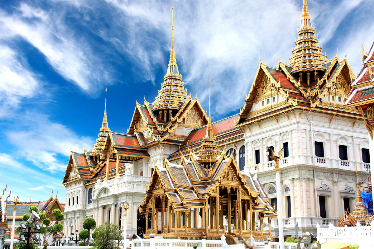 Большой-королевский-дворец-Бангкок.jpg