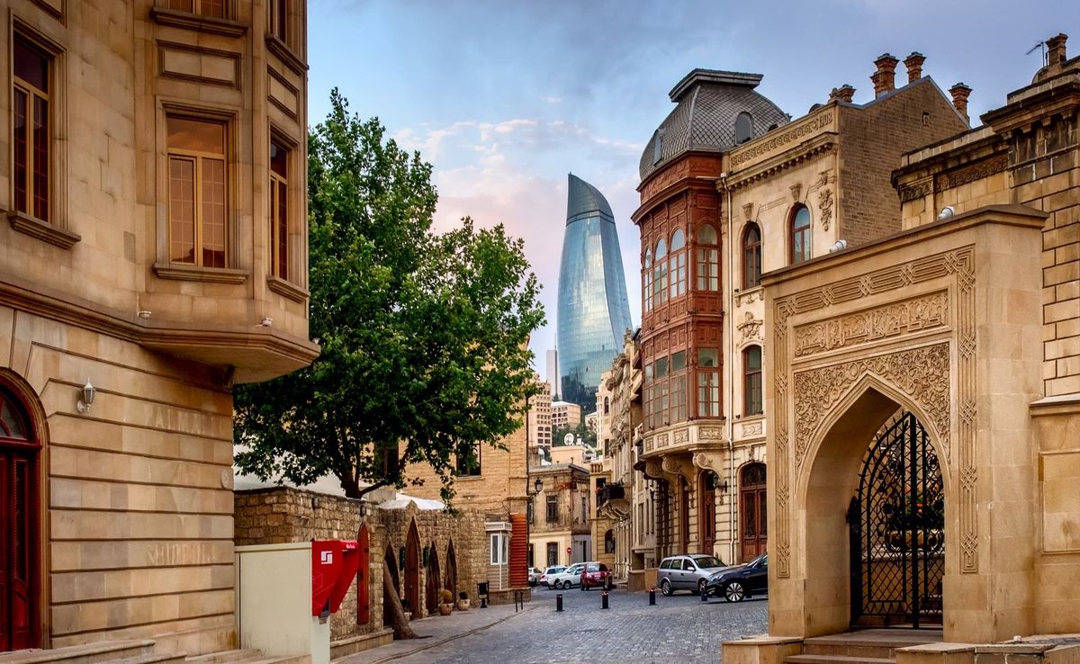 Ичери-Шехер-Баку-Азербайджан.jpg
